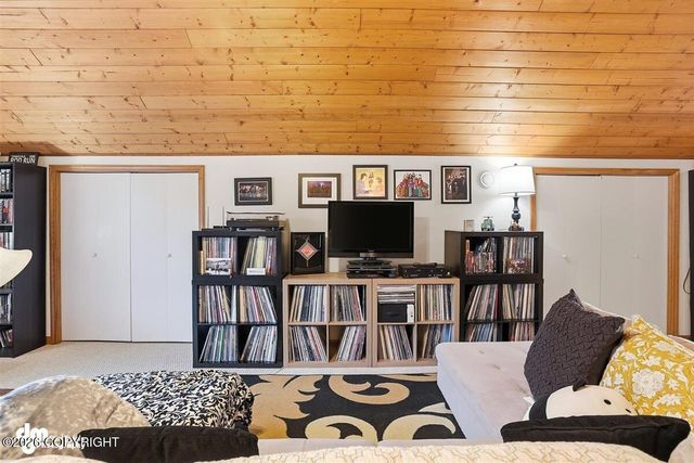 41090 Solstice Drive, Homer, AK 99603