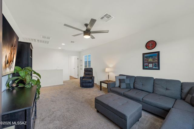 12077 E Bohlman Drive, Vail, AZ 85641