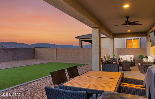 12077 E Bohlman Drive, Vail, AZ 85641