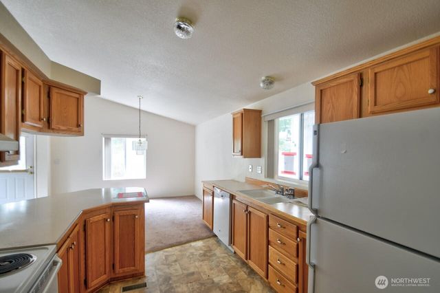 71 SE Lupine Court, Shelton, WA 98584