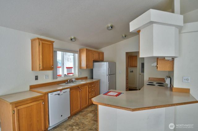 71 SE Lupine Court, Shelton, WA 98584