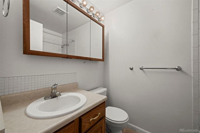 7366 W 75th Avenue, Arvada, CO 80003