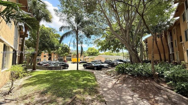 4035 W Mcnab Rd F311, Pompano Beach, FL 33069