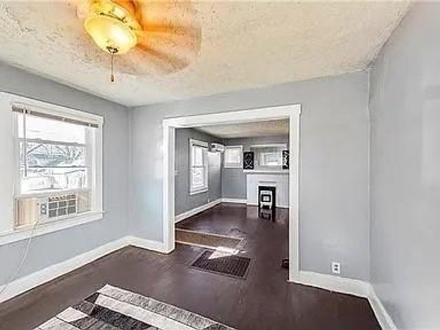 4028 E 68th Terrace, Kansas City, MO 64132