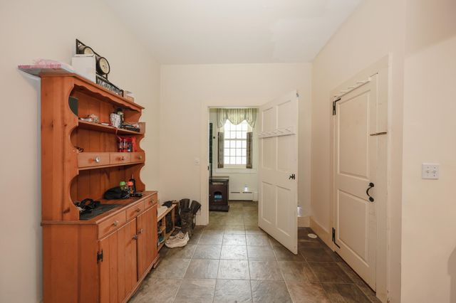 24 Franklin Road, Salisbury, NH 03268