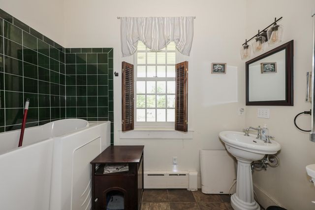 24 Franklin Road, Salisbury, NH 03268