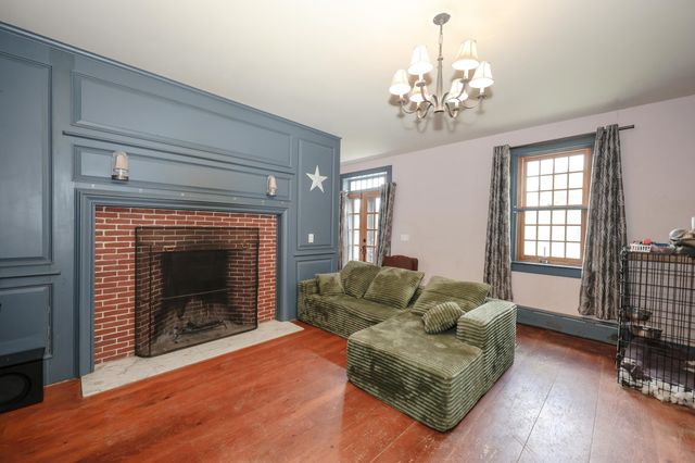 24 Franklin Road, Salisbury, NH 03268