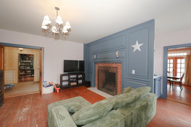24 Franklin Road, Salisbury, NH 03268