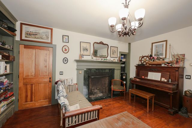 24 Franklin Road, Salisbury, NH 03268