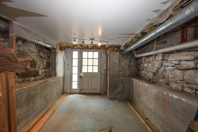 24 Franklin Road, Salisbury, NH 03268