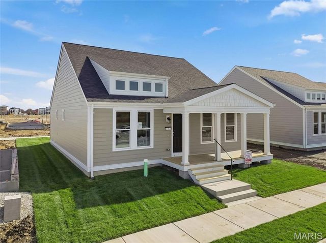 9043 Wilkie Station Street, St Charles, MO 63301