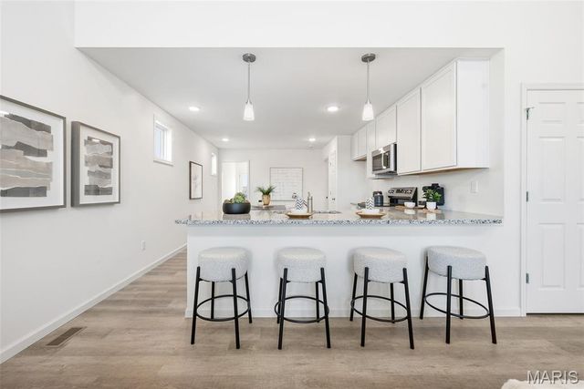 9043 Wilkie Station Street, St Charles, MO 63301