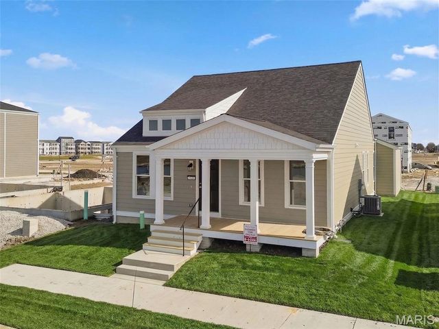 9043 Wilkie Station Street, St Charles, MO 63301