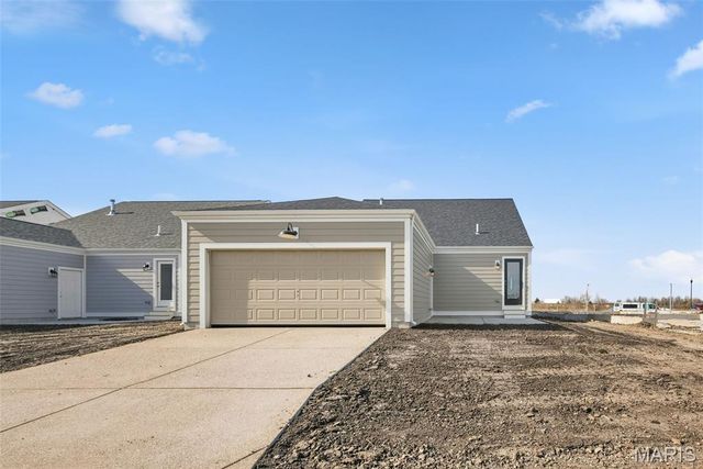 9043 Wilkie Station Street, St Charles, MO 63301