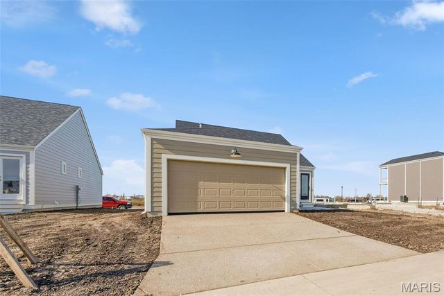 9043 Wilkie Station Street, St Charles, MO 63301