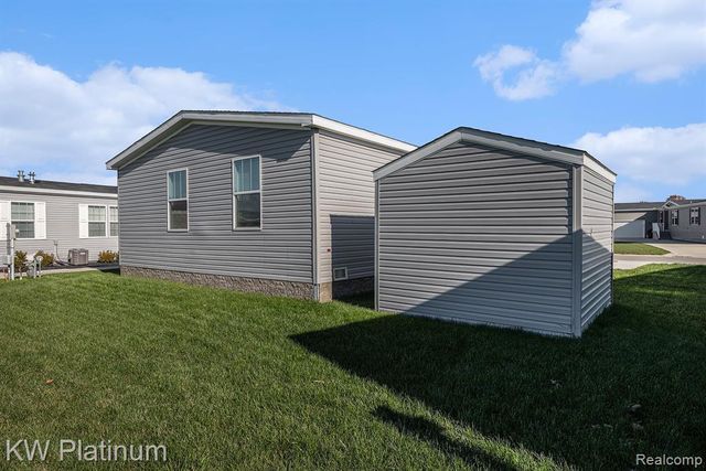 37723 Sandstone Trail, New Haven, MI 48048