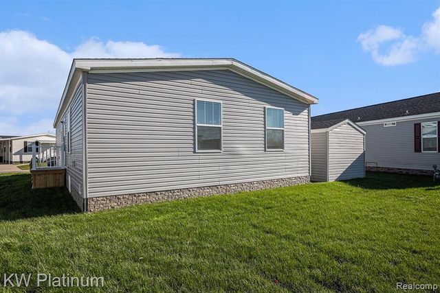 37723 Sandstone Trail, New Haven, MI 48048