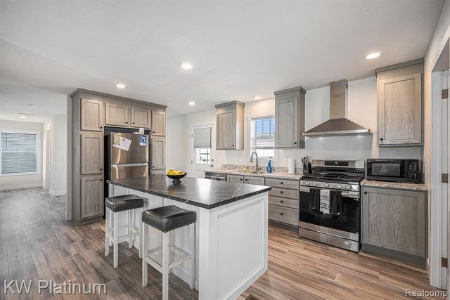 37723 Sandstone Trail, New Haven, MI 48048