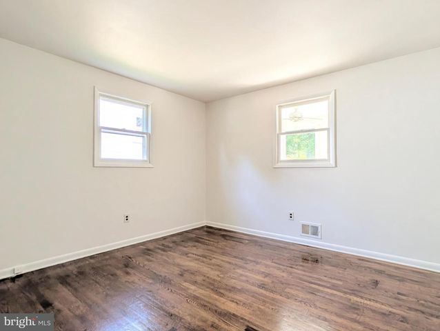 5725 NEVADA ST, College Park, MD 20740