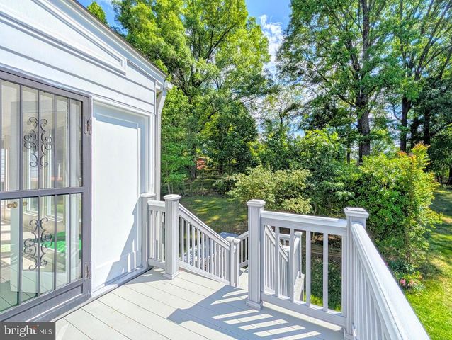 5725 NEVADA ST, College Park, MD 20740