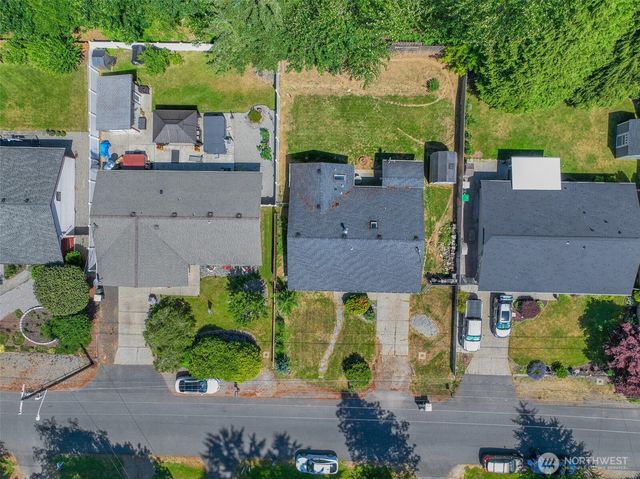 2410 Westlake Drive SE, Lacey, WA 98503
