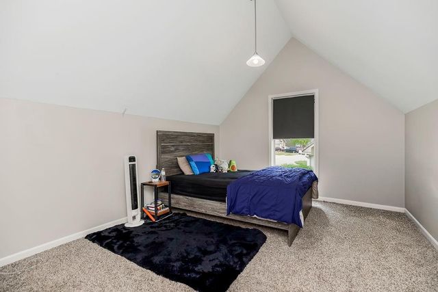 7514 N Lewis Avenue, Kansas City, MO 64158