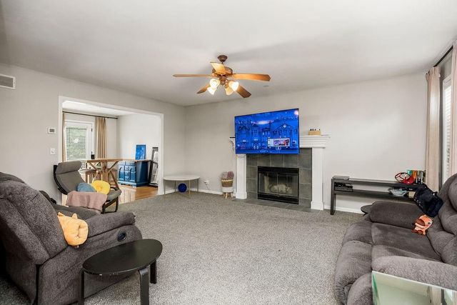 7514 N Lewis Avenue, Kansas City, MO 64158