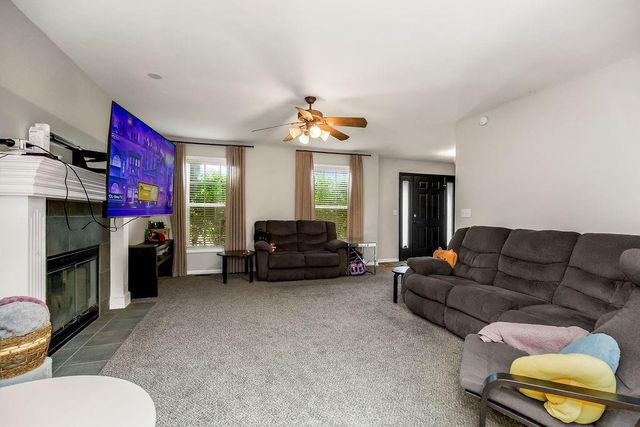 7514 N Lewis Avenue, Kansas City, MO 64158