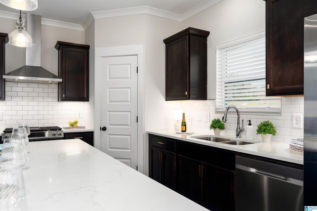 5687 VICTORIA DRIVE, Hueytown, AL 35023