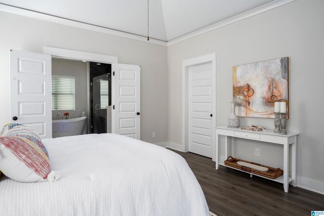 5687 VICTORIA DRIVE, Hueytown, AL 35023