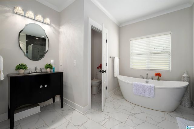 5687 VICTORIA DRIVE, Hueytown, AL 35023