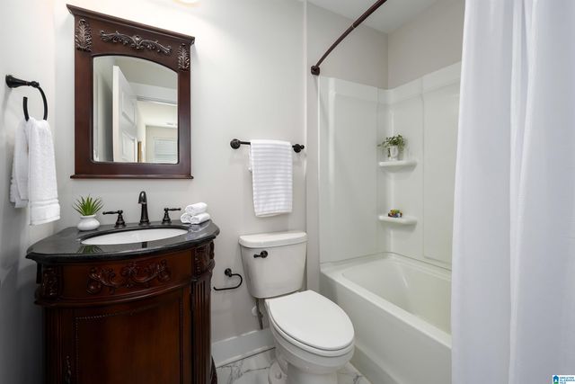 5687 VICTORIA DRIVE, Hueytown, AL 35023