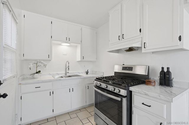 2805 7 N 46Th St, San Diego, CA 92105