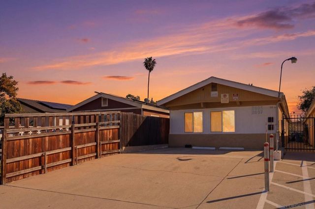 2805 7 N 46Th St, San Diego, CA 92105