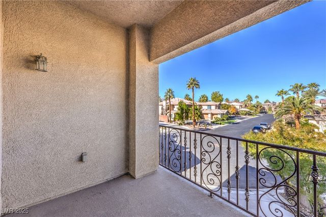 1920 Columbia Crest Court, Las Vegas, NV 89117