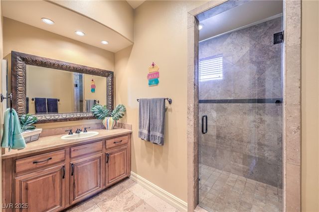 1920 Columbia Crest Court, Las Vegas, NV 89117