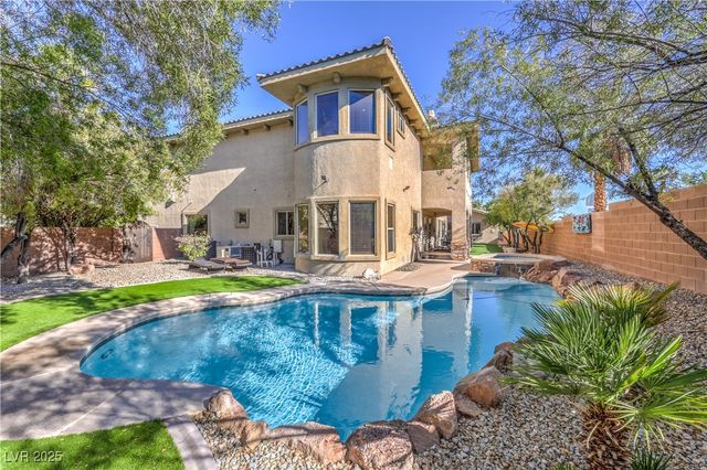 1920 Columbia Crest Court, Las Vegas, NV 89117