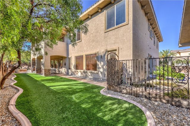 1920 Columbia Crest Court, Las Vegas, NV 89117