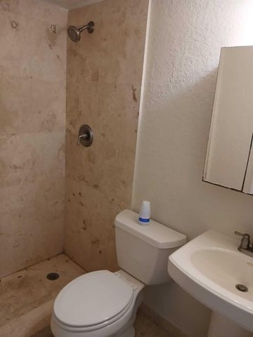 6185 NW 57th Street 201, Tamarac, FL 33319