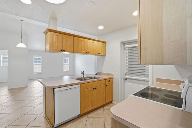 3502 49TH AVENUE E, Bradenton, FL 34203