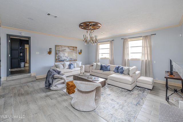 5854 Canton Park Drive, Jackson, MS 39211