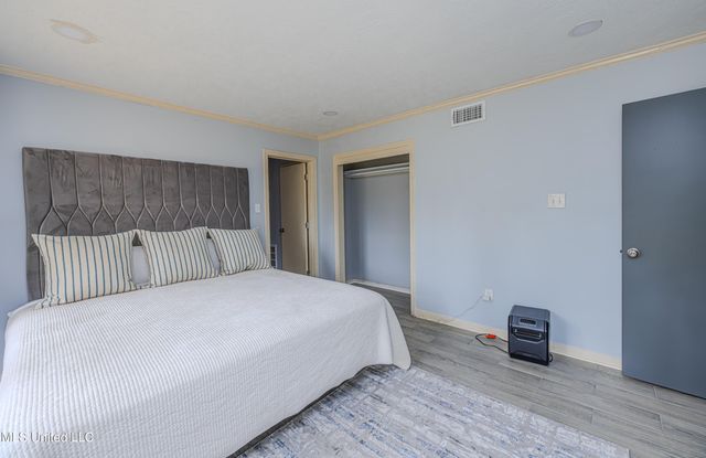 5854 Canton Park Drive, Jackson, MS 39211