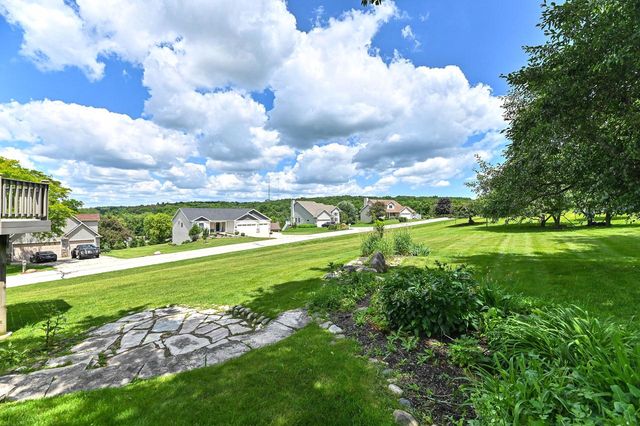 1299 Pheasant COURT, Lake Geneva, WI 53147