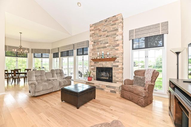 1299 Pheasant COURT, Lake Geneva, WI 53147