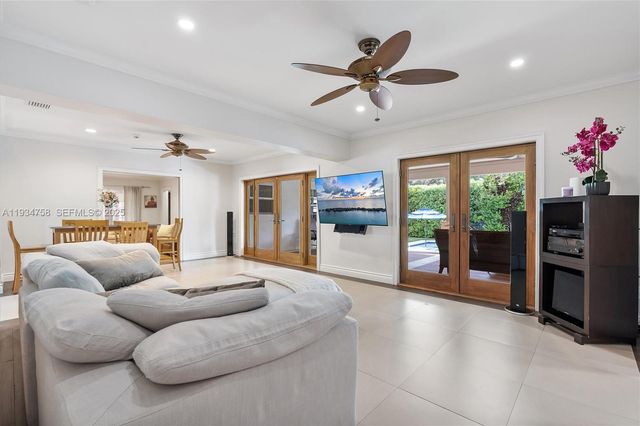 390 NE 103rd St, Miami Shores, FL 33138