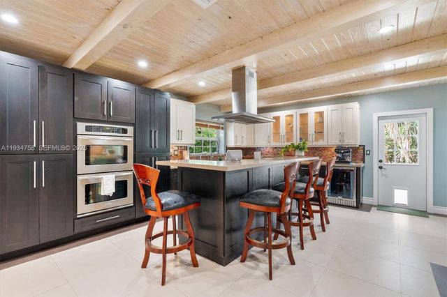 390 NE 103rd St, Miami Shores, FL 33138