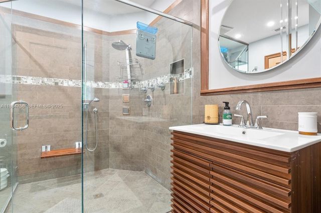 390 NE 103rd St, Miami Shores, FL 33138