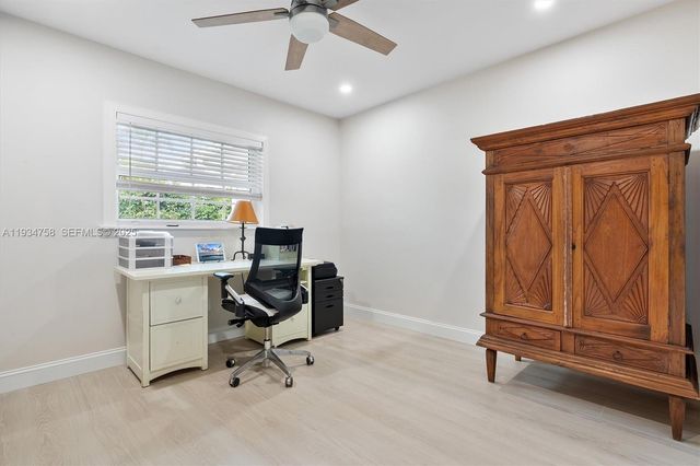 390 NE 103rd St, Miami Shores, FL 33138