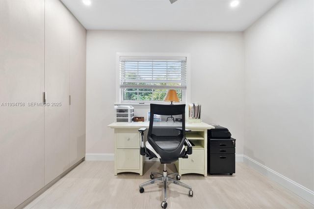 390 NE 103rd St, Miami Shores, FL 33138