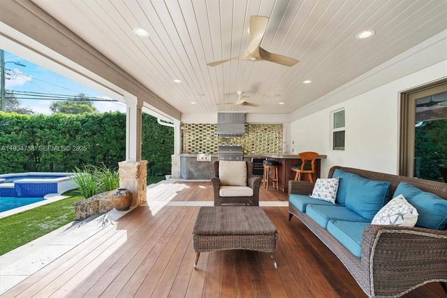 390 NE 103rd St, Miami Shores, FL 33138